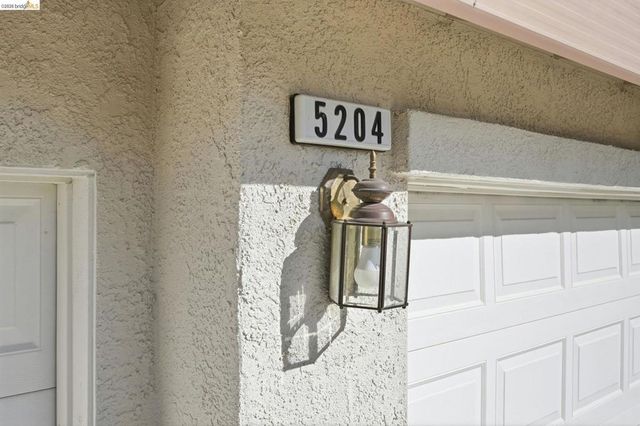 5204 Chinook Ct, Antioch, CA 94531