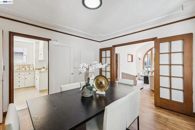 2811 Yosemite Ave, Alameda, CA 94501