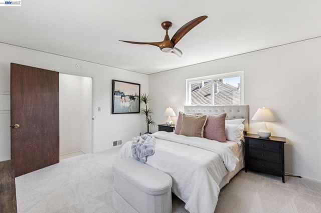 2811 Yosemite Ave, Alameda, CA 94501