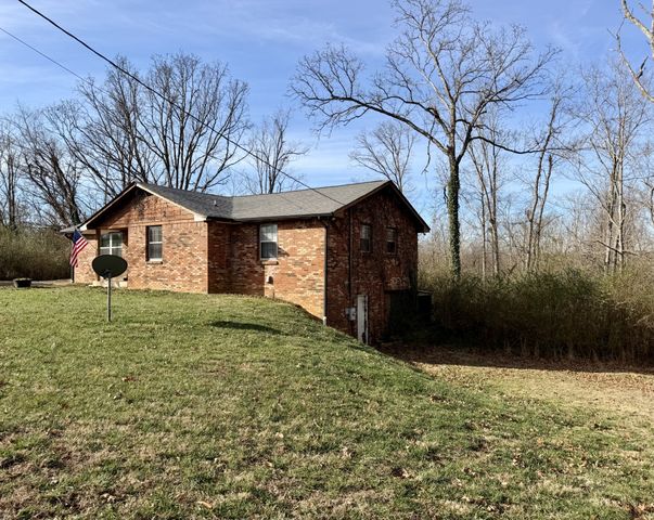 10555 New Cut Off Rd, Bon Aqua, TN 37025