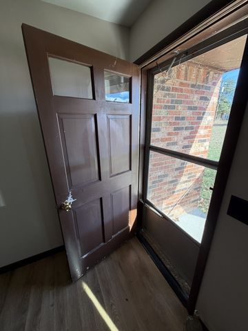 10555 New Cut Off Rd, Bon Aqua, TN 37025