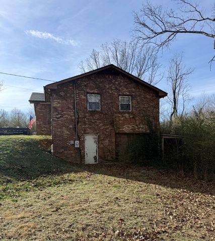 10555 New Cut Off Rd, Bon Aqua, TN 37025