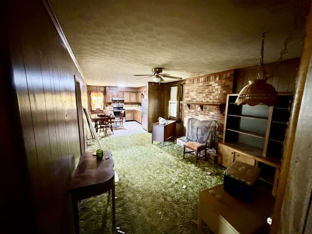 10555 New Cut Off Rd, Bon Aqua, TN 37025