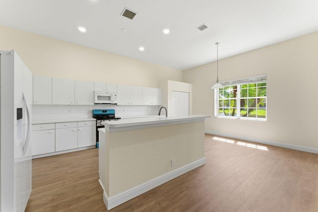 1112 Skylark Drive, Weston, FL 33327