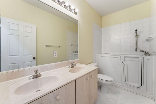 1112 Skylark Drive, Weston, FL 33327