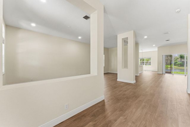 1112 Skylark Drive, Weston, FL 33327