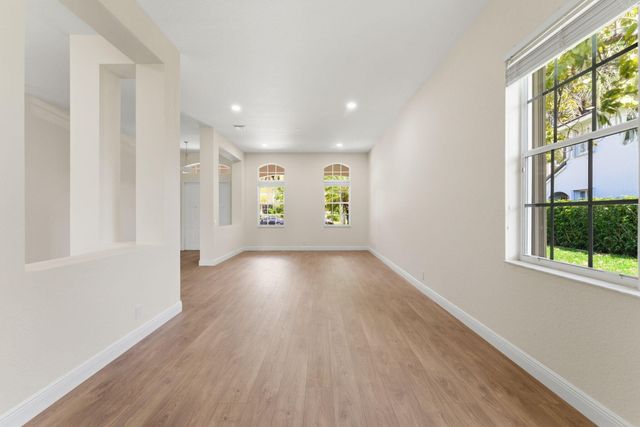 1112 Skylark Drive, Weston, FL 33327