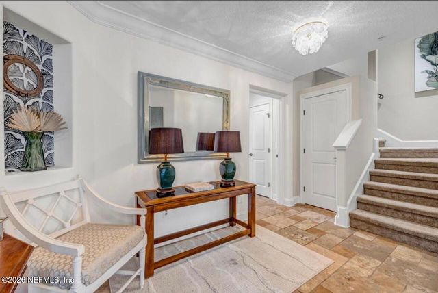 905 2ND Street N E, Jacksonville Beach, FL 32250