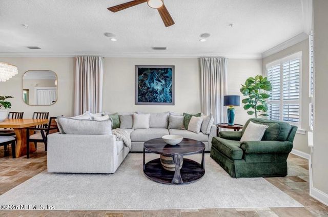 905 2ND Street N E, Jacksonville Beach, FL 32250