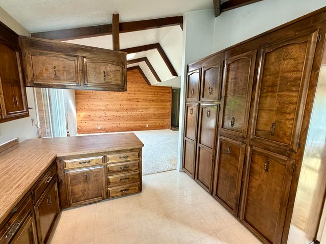 3856 Westgate Avenue, Redding, CA 96001