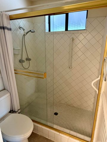 3856 Westgate Avenue, Redding, CA 96001