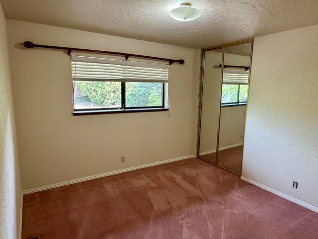 3856 Westgate Avenue, Redding, CA 96001