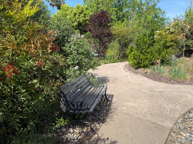 3856 Westgate Avenue, Redding, CA 96001