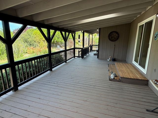 3856 Westgate Avenue, Redding, CA 96001