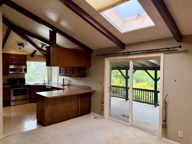 3856 Westgate Avenue, Redding, CA 96001