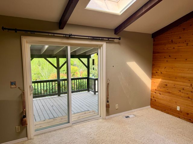 3856 Westgate Avenue, Redding, CA 96001