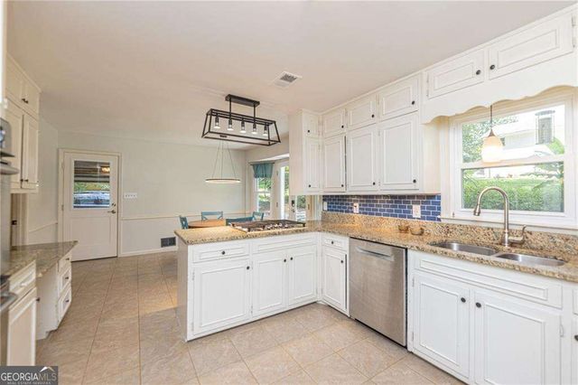 5184 Deering Trail, Marietta, GA 30068