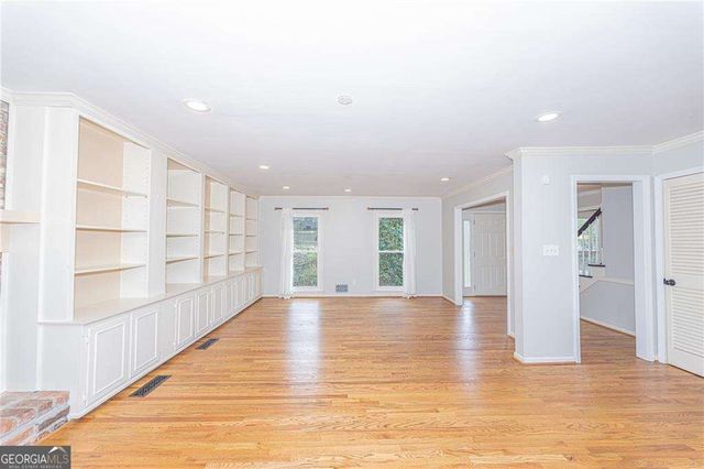 5184 Deering Trail, Marietta, GA 30068