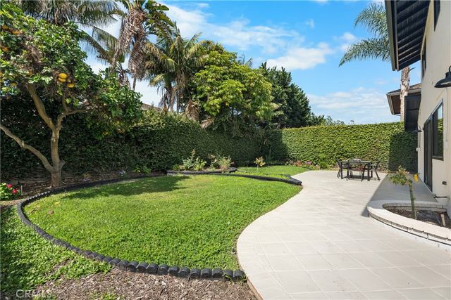 10091 Edye Drive, Huntington Beach, CA 92646
