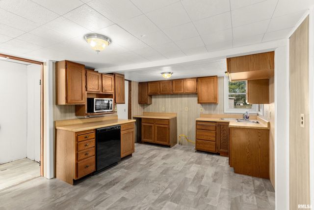 273 KOCH Street, Pekin, IL 61554