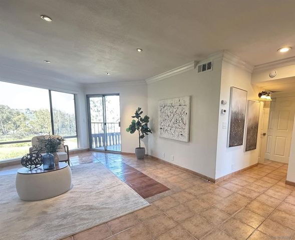 5706 Baltimore Dr 350, La Mesa, CA 91942