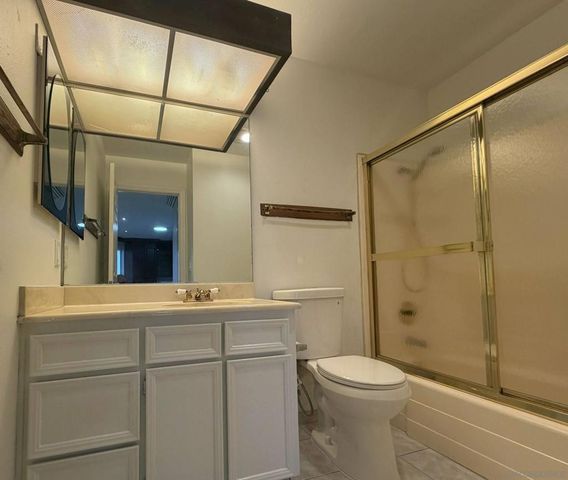 5706 Baltimore Dr 350, La Mesa, CA 91942