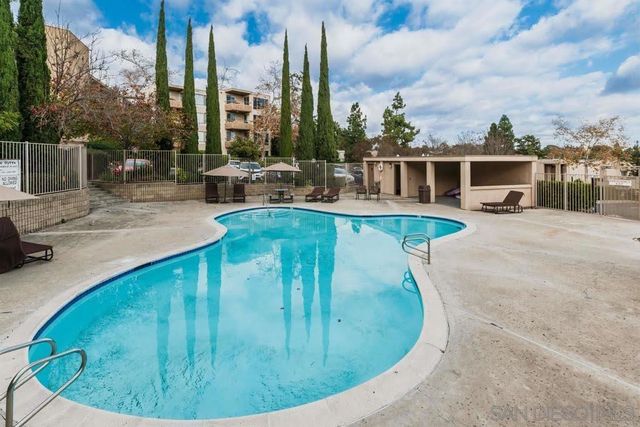 5706 Baltimore Dr 350, La Mesa, CA 91942