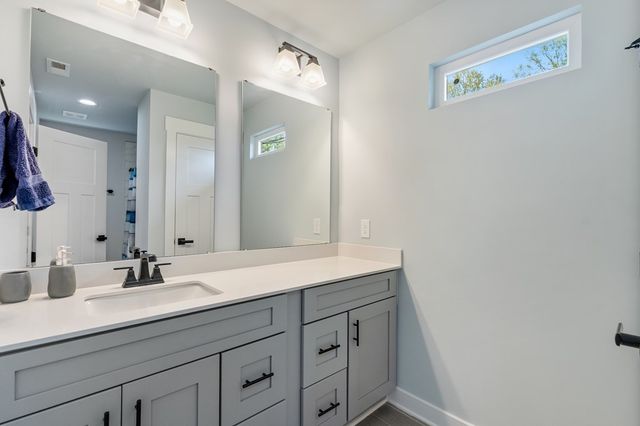 204 Minus Street, Greenville, SC 29601