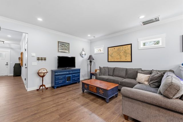 204 Minus Street, Greenville, SC 29601