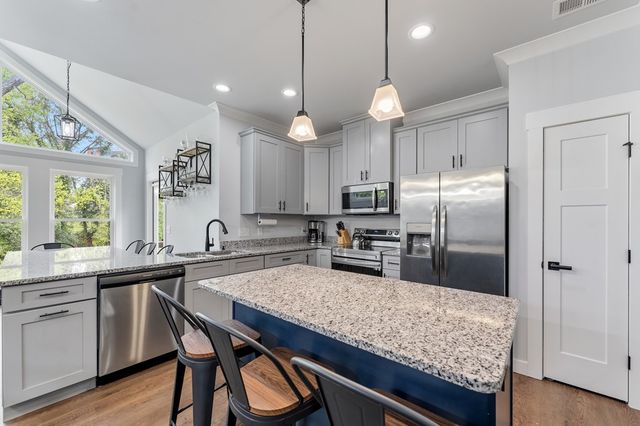 204 Minus Street, Greenville, SC 29601