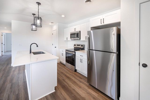 118-120 E Ash Lane, Milton, WI 53563