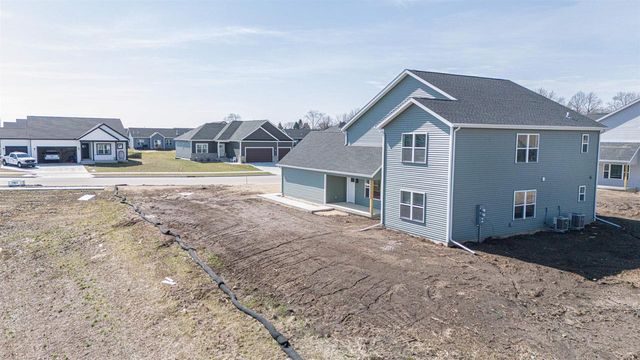 118-120 E Ash Lane, Milton, WI 53563