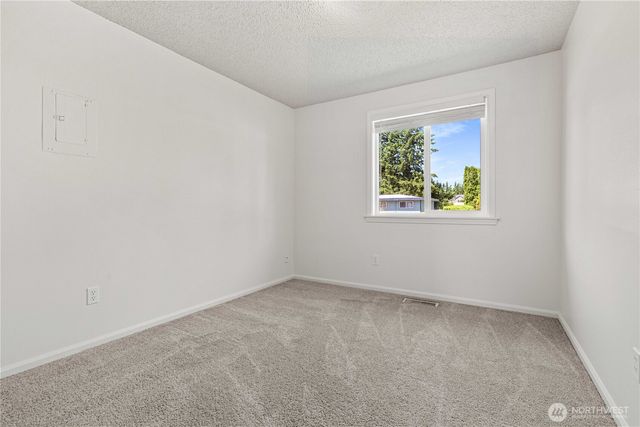 17655 SE 267th Place, Covington, WA 98042
