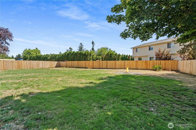 17655 SE 267th Place, Covington, WA 98042