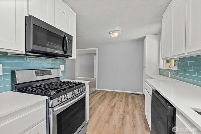 17655 SE 267th Place, Covington, WA 98042