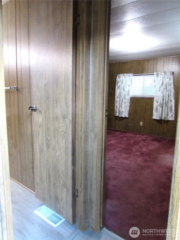 5220 176th Street SW #27, Lynnwood, WA 98037