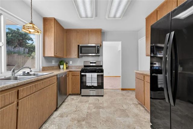 1568 Woodbury, Harbor City, CA 90710
