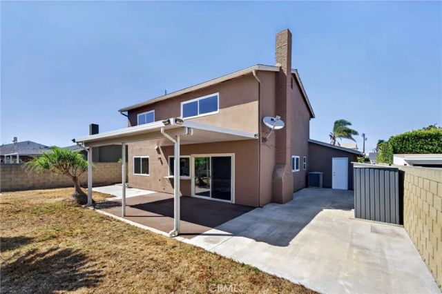 1568 Woodbury, Harbor City, CA 90710