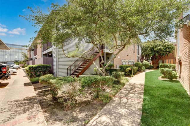 9350 Country Creek Drive 50, Houston, TX 77036