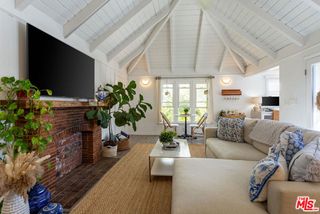 444 S ROXBURY Drive B, Beverly Hills, CA 90212