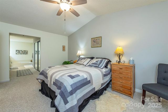 115 Clubwood Court, Asheville, NC 28803