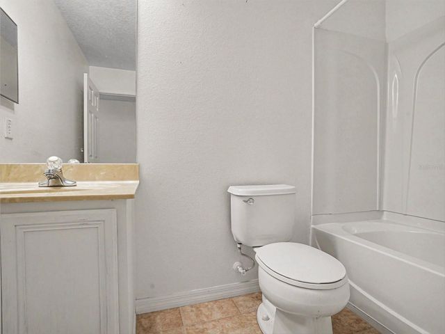7631 LONG ISLAND DR, Kissimmee, FL 34747