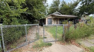 3613 Avenue K, Fort Worth, TX 76105