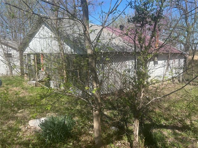 12700 Bullock Road, Bentonville, AR 72712