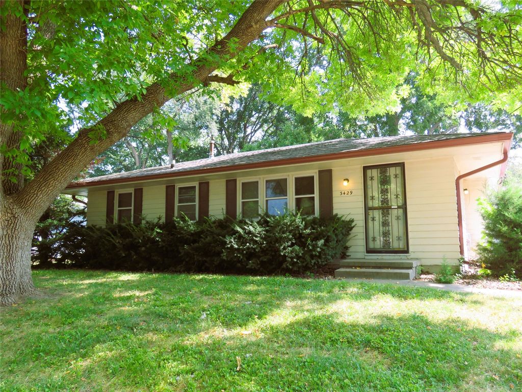 3429 Belmar Drive, Des Moines, IA 50317