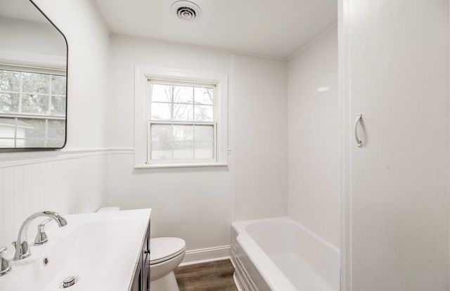 247 Morton Ave, Gallatin, TN 37066