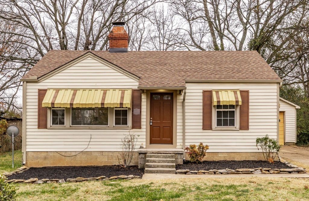 247 Morton Ave, Gallatin, TN 37066