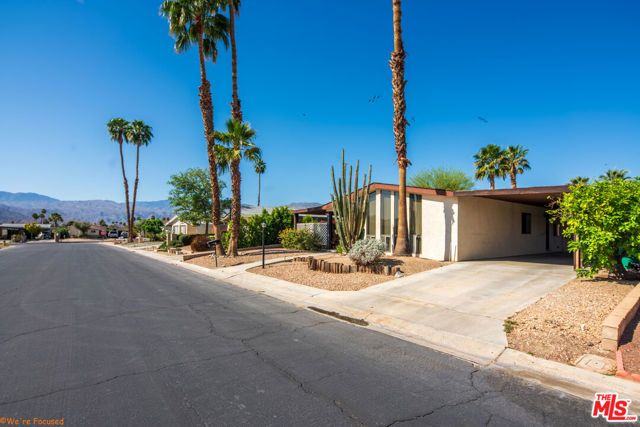 74671 Azurite Circle E, Palm Desert, CA 92260