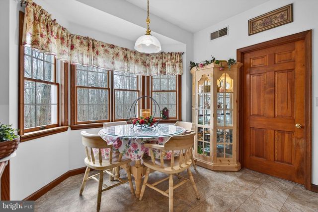 1705 HICKORY DR, Lebanon, PA 17042