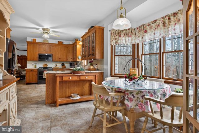 1705 HICKORY DR, Lebanon, PA 17042